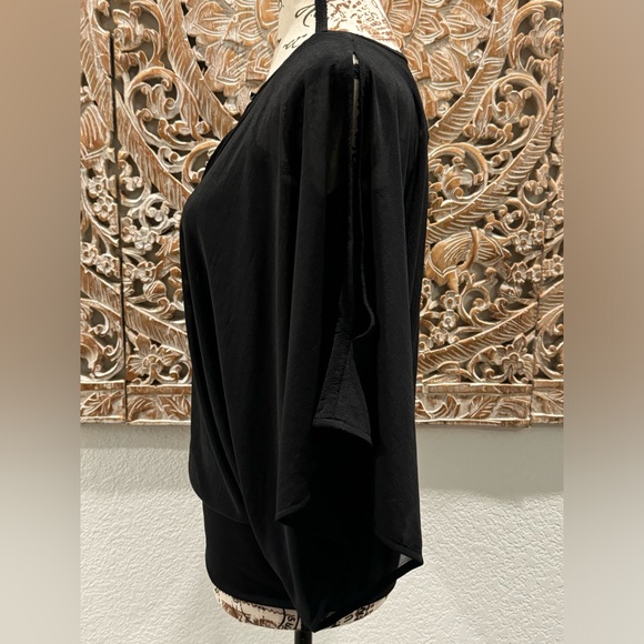 Jennifer Lopez Black, Loose Fit w/ Built in Tank- size S - Picture 4 of 10